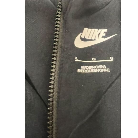 Nike Tech Women’s Large Fleece Short Sleeve Sweatshirt Black Activewear NEW - Picture 6 of 7